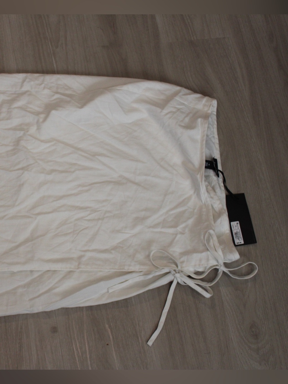 Wrap white skirt